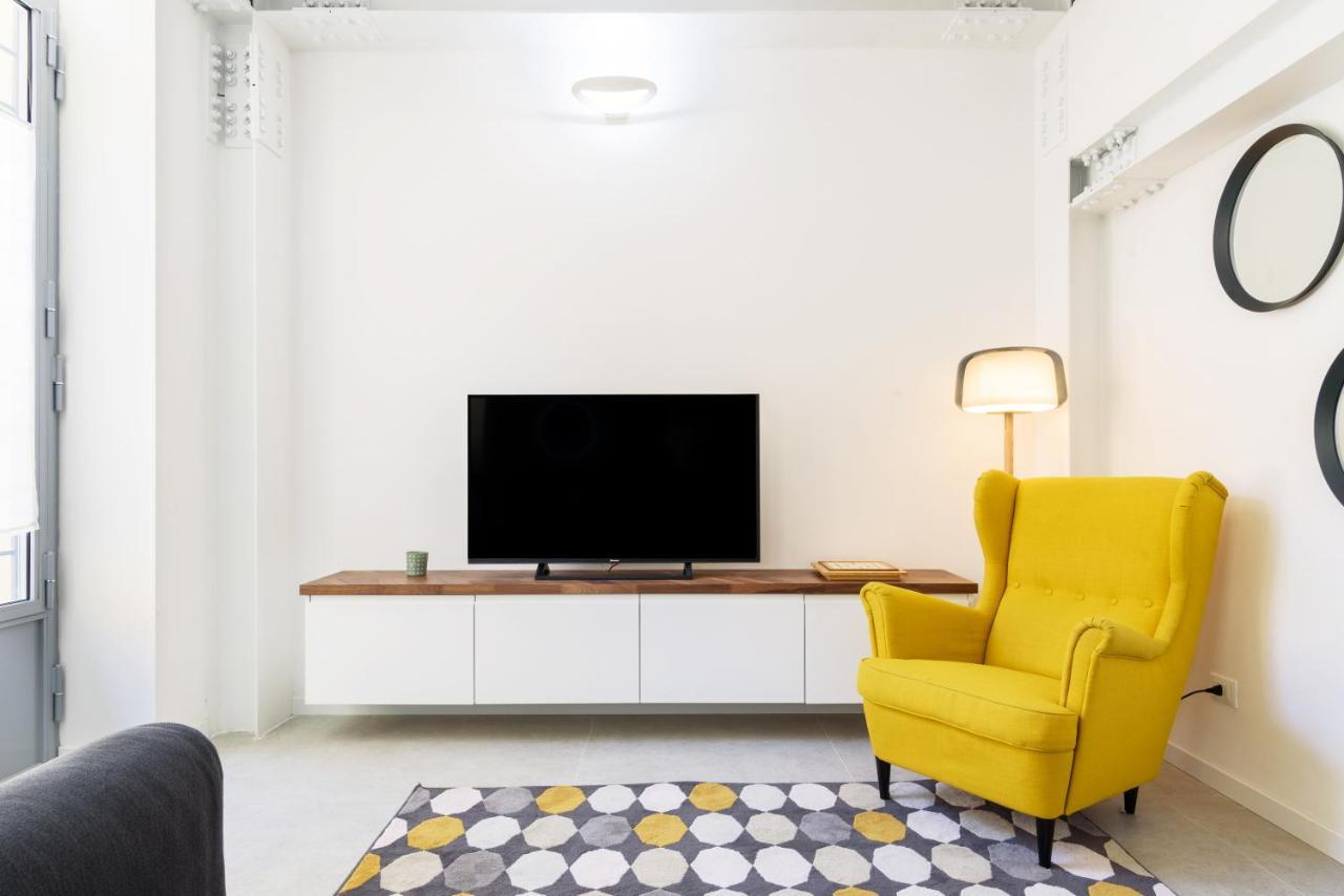 White Navigli Apartment มิลาน ภายนอก รูปภาพ
